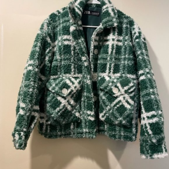 Zara Jackets & Blazers - Green Zara Jacket NWT !